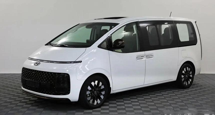 Hyundai Staria